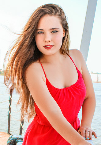 Most gorgeous women and man: Karina from Nikolaev, beautiful Russian dating partner for exciting companionship